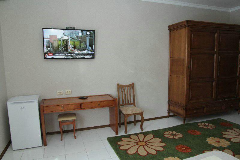 Comfort Hotel Kovel Kültér fotó