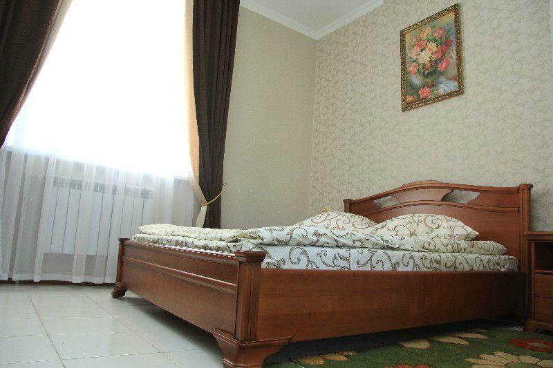 Comfort Hotel Kovel Kültér fotó
